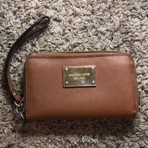 Micheal kors wallet